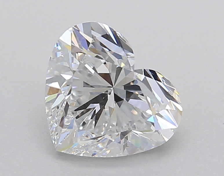 IGI-gecertificeerd 1,50 ct. HPHT In het laboratorium gekweekte hartgeslepen diamant - D VS1