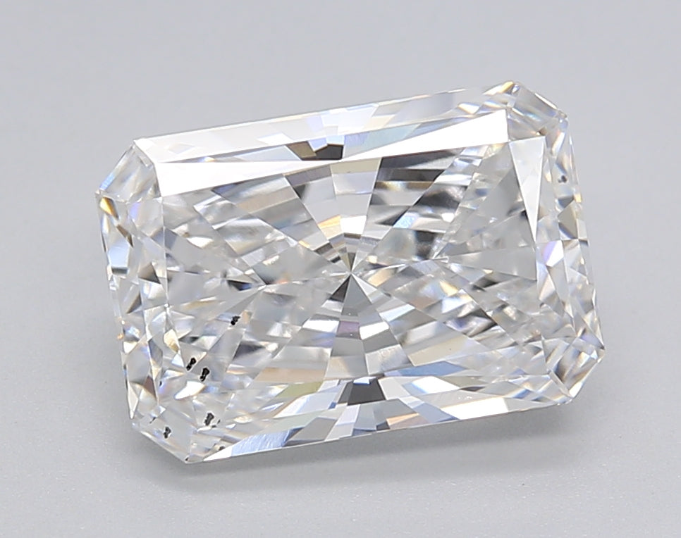 IGI Certified 3.10 CT Radiant Cut Lab Grown Diamond - D Color, SI1 Clarity