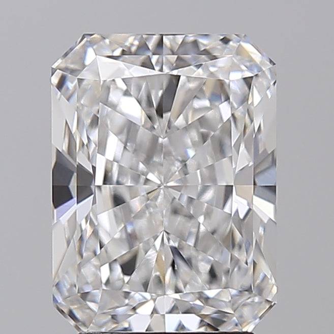 IGI Certified 3.32 CT Radiant Cut Lab Grown Diamond - D Color, VVS2 Clarity