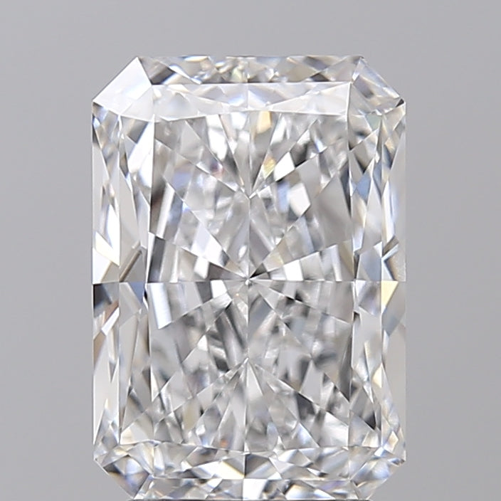 IGI Certified 3.60 CT Radiant Cut Lab Grown Diamond - VVS2 Clarity, D Color