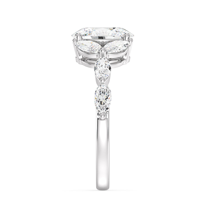 Oval Engagement Ring