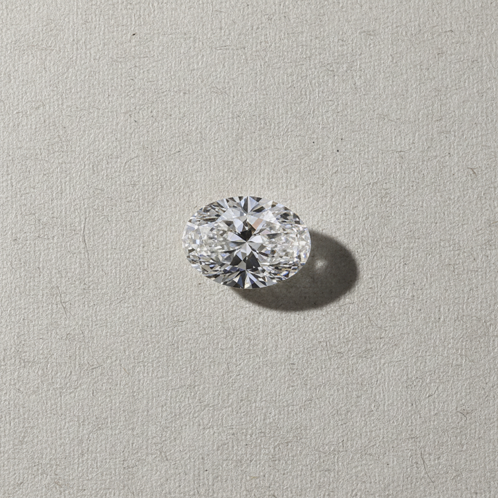 0,99 karaat ovale lab-grown diamant, VS2/D