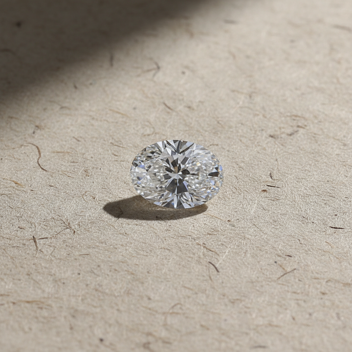 Diamante cultivado en laboratorio de talla ovalada de 1,15 quilates, VVS2/E