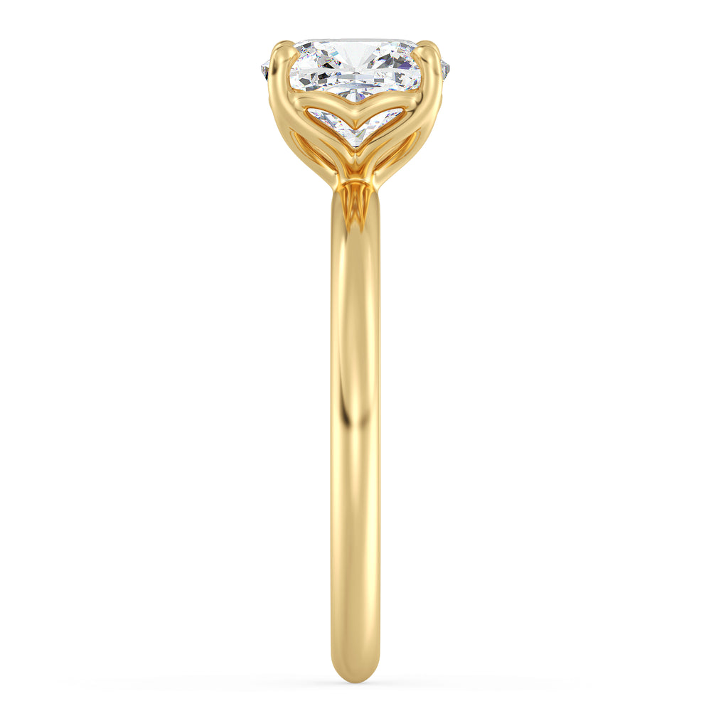1 carat Solitaire Rng Prong set in 18K Yellow Gold