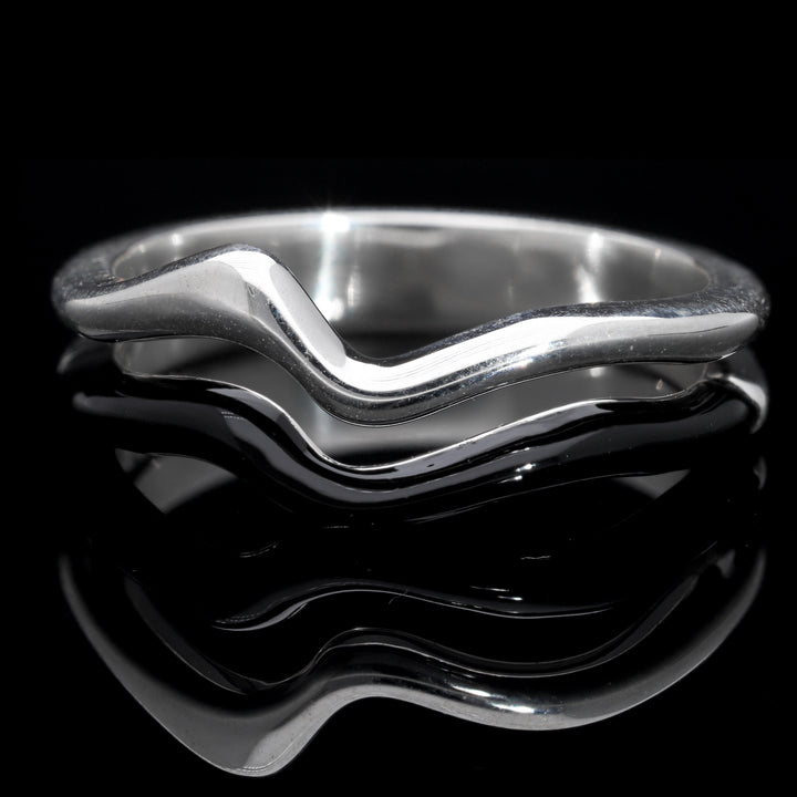 STERLING SILVER SQUIGGLE CURVE TWO-TONE ENAMEL STACKING RING