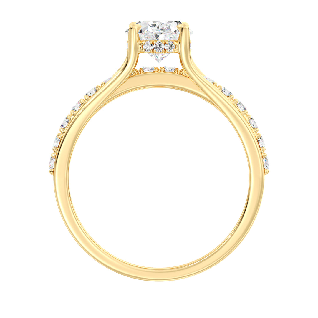 Elegant Oval Diamond Halo Ring with Modern Split Shank in Yellow Gold