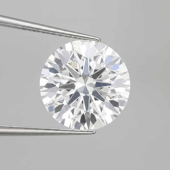 IGI Certified 5.59 Ct F Color VVS1 Round CVD Diamond with 11.41mm Diameter