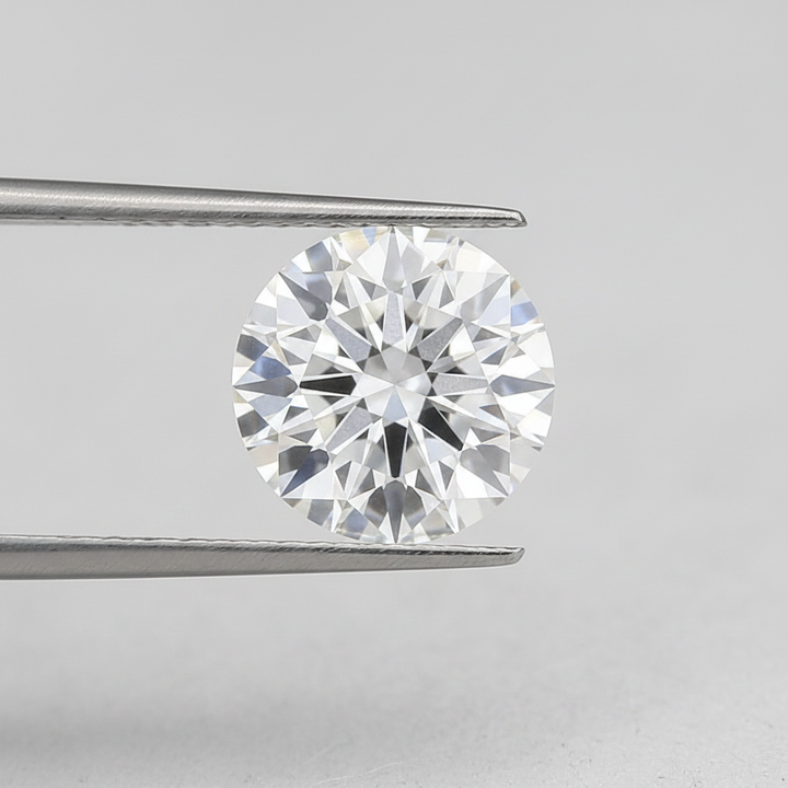 IGI Certified 5.06 Ct E Color VVS1 Round CVD Diamond with 11.06mm Diameter