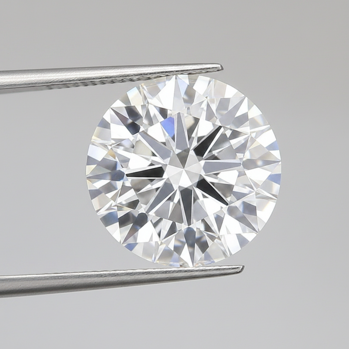 IGI Certified 7.08 Ct F Color VVS2 Round CVD Diamond with 12.42mm Diameter