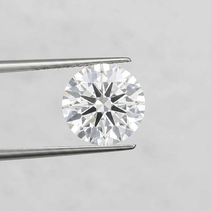 IGI Certified 5.07 Ct F Color VVS2 Round CVD Diamond with 11.05mm Diameter