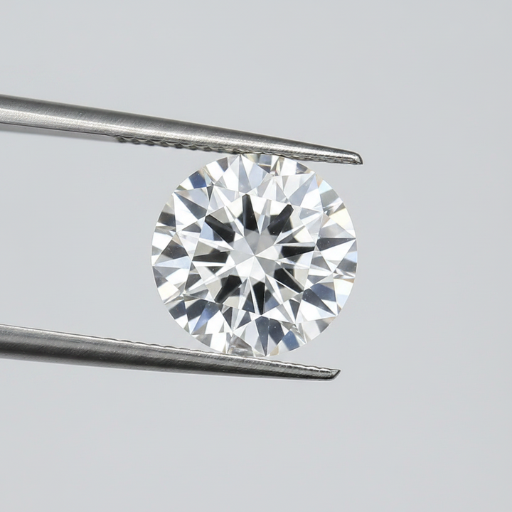 IGI Certified 6.02 Ct F Color VS1 Round CVD Diamond with 11.82mm Diameter