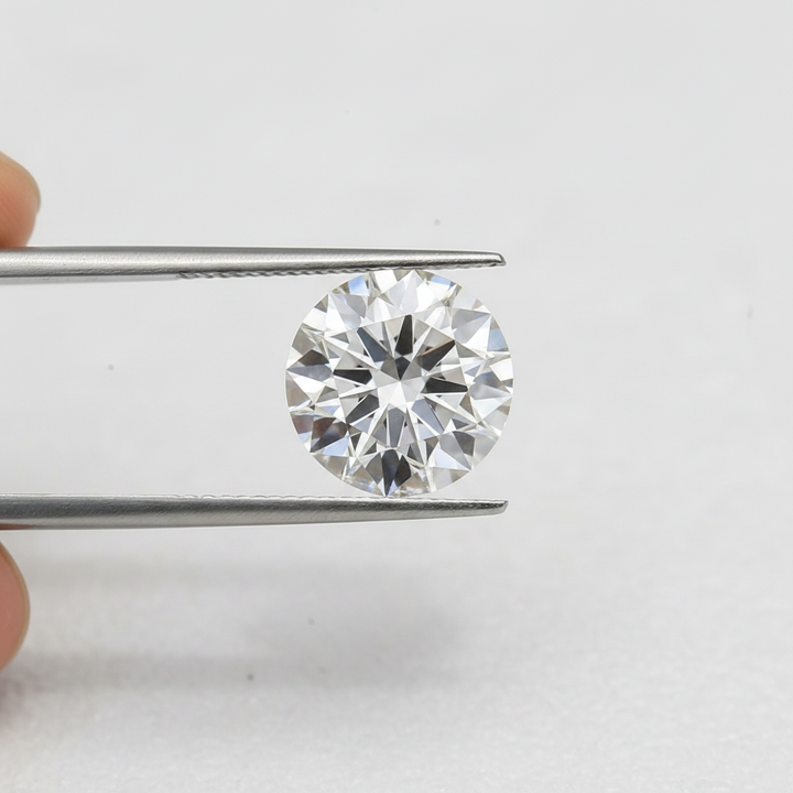 IGI Certified 8.09 Ct F Color VS1 Round CVD Diamond with 12.95mm Diameter
