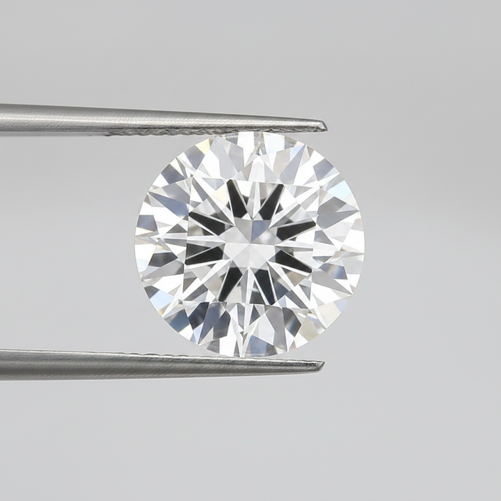 IGI Certified 7.08 Ct F Color VVS2 Round CVD Diamond with 12.48mm Diameter