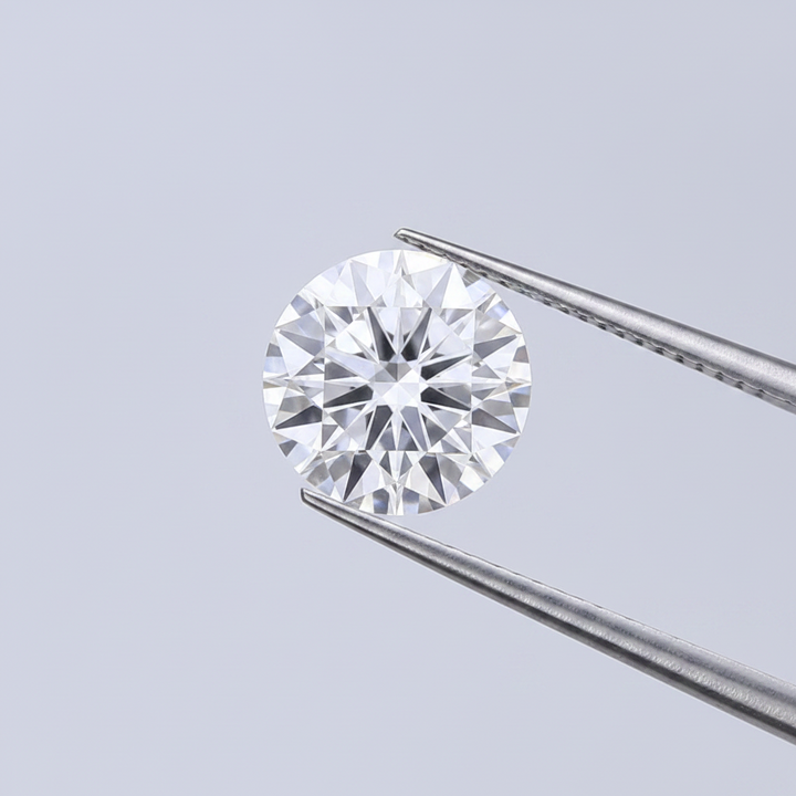 IGI Certified 9.57 Ct F Color VS1 Round CVD Diamond with 13.83mm Spread