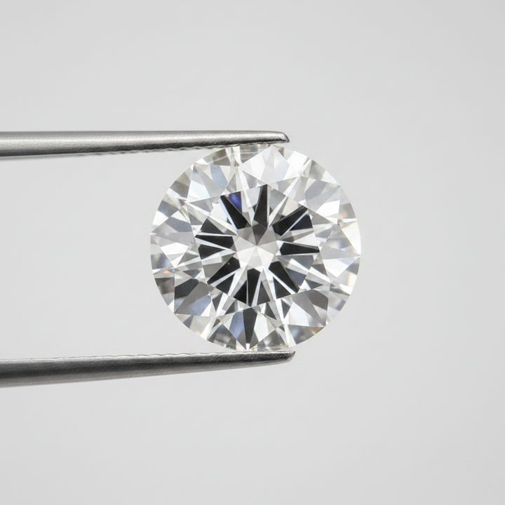 IGI Certified 8.07 Ct F Color VS2 Round CVD Diamond with 13.03mm Diameter