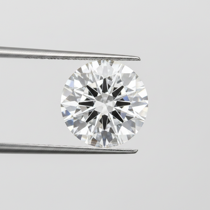 IGI Certified 4.01 Ct D Color VVS2 Round CVD Diamond with 10.34mm Diameter