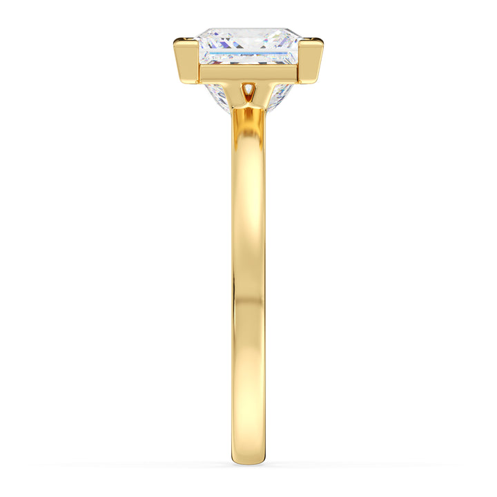 IGI Certified Princess Cut Diamond Solitaire Ring in Yellow Gold