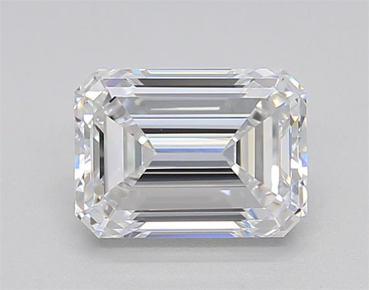 Experience the brilliance: IGI Certified 1.50 CT Emerald Cut Lab Grown Diamond in D Color, VVS2 Clarity