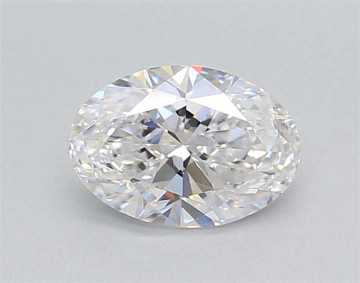 Short video showcasing IGI Certified 1.00 CT Oval Lab-Grown Diamond: E Color, VS1 Clarity, Excellent Polish and Symmetry