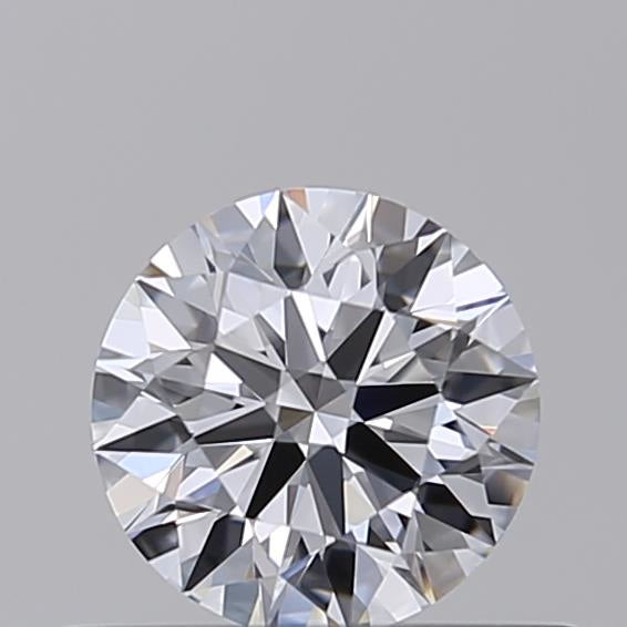 Video showcasing the stunning brilliance of a GIA certified 0.50 CT round cut lab-grown diamond, featuring VS1 clarity and an elegant E color grade.