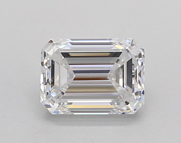 Short video showcasing the brilliance of an IGI Certified 1.00 CT Emerald-Cut Lab Grown Diamond