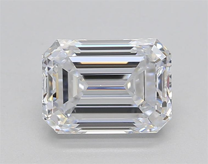 Experience Brilliance: IGI Certified 1.50 ct. HPHT Lab-Grown Emerald Cut Diamond - D VVS2