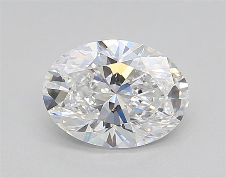 View the brilliance of our IGI Certified 1.00 CT Oval Lab-Grown Diamond - D Color, VVS2 Clarity in motion.