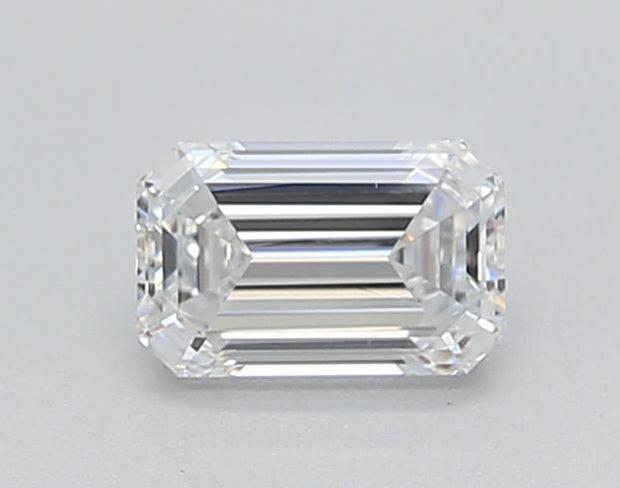 Experience Brilliance: Video showcasing an IGI Certified 0.50 CT Emerald Cut Lab Grown Diamond - D Color, VS2 Clarity, HPHT Type