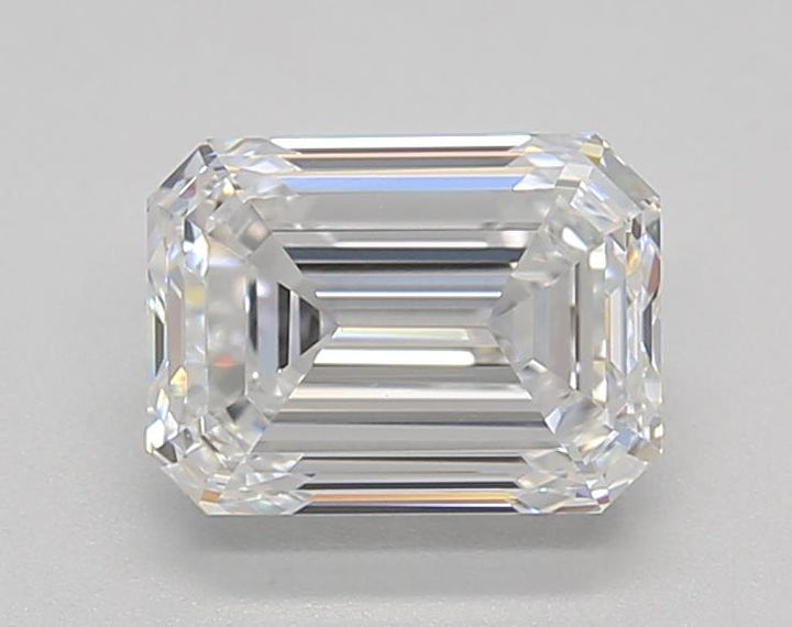 Experience brilliance: 1.50 CT IGI Certified Lab Grown Emerald Cut Diamond - D Color, VVS2 Clarity