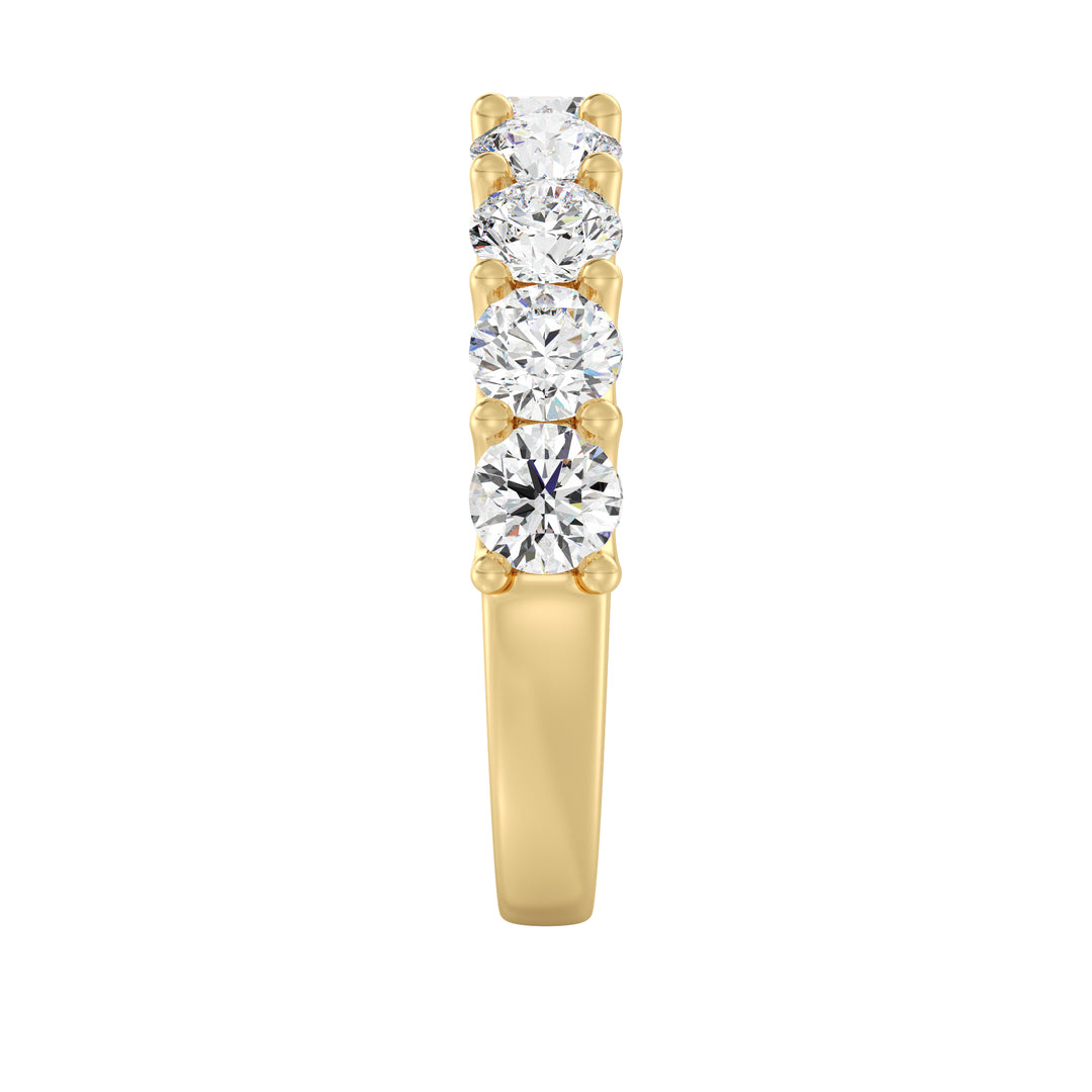 Scalloped 9 Stone Round Diamond Wedding Band in Yellow Gold