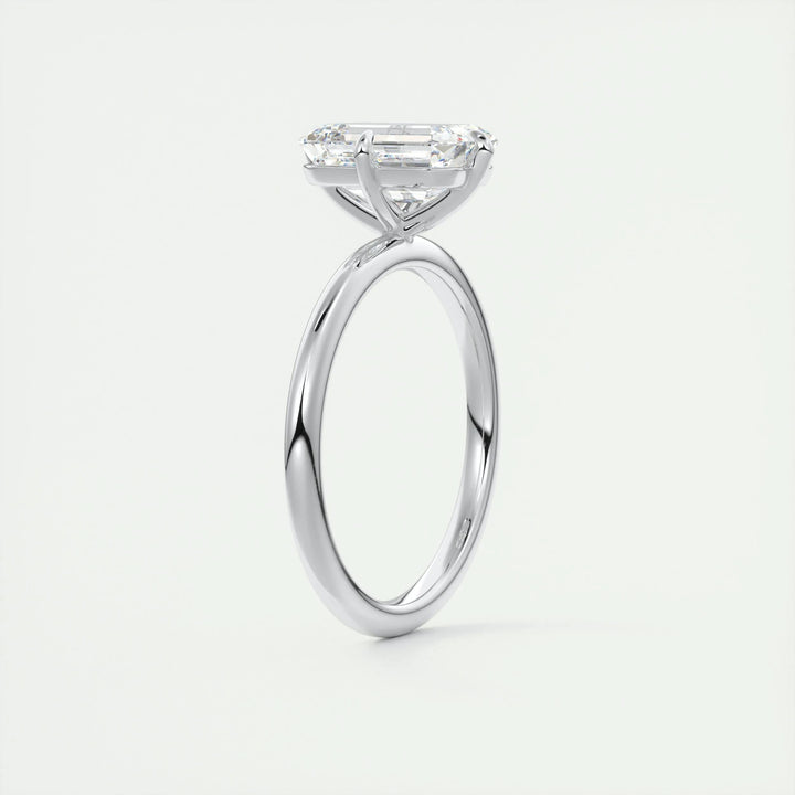 2ct Emerald F- VS1 Diamond Solitaire Engagement Ring