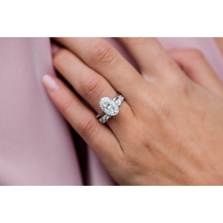 4.0 CT Oval Solitaire Moissanite Engagement Ring