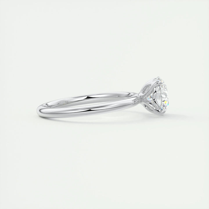 1.5ct Round Diamond Solitaire Engagement Ring With F- VS1 Clarity