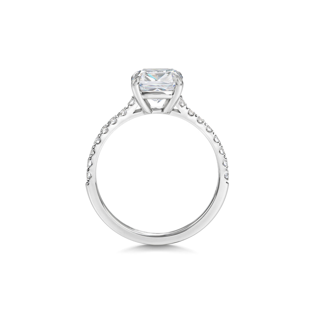 Exquisite 2ct Cushion-Cut Lab-Grown Diamond Ring in Solid Gold - IGI Certified, F Color, VS1 Clarity