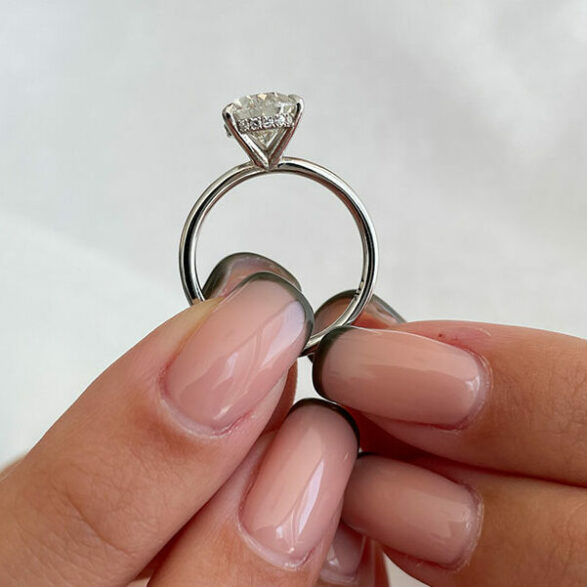 2.5 CT Pear Cut Solitaire Style Moissanite Engagement Ring