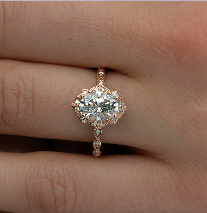 1.33 CT Oval Cut Halo Art Deco Moissanite Engagement Ring