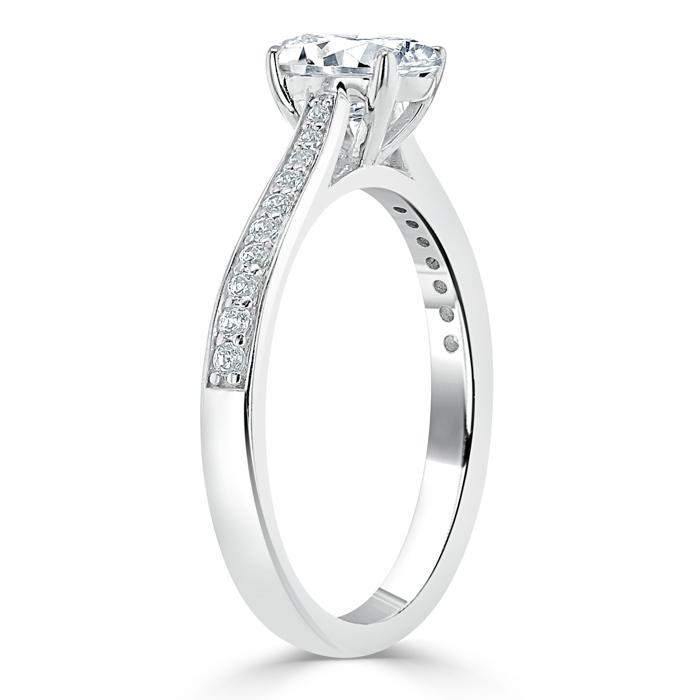 0.94 CT Oval Cut Solitaire Moissanite Engagement Ring With Pave Setting