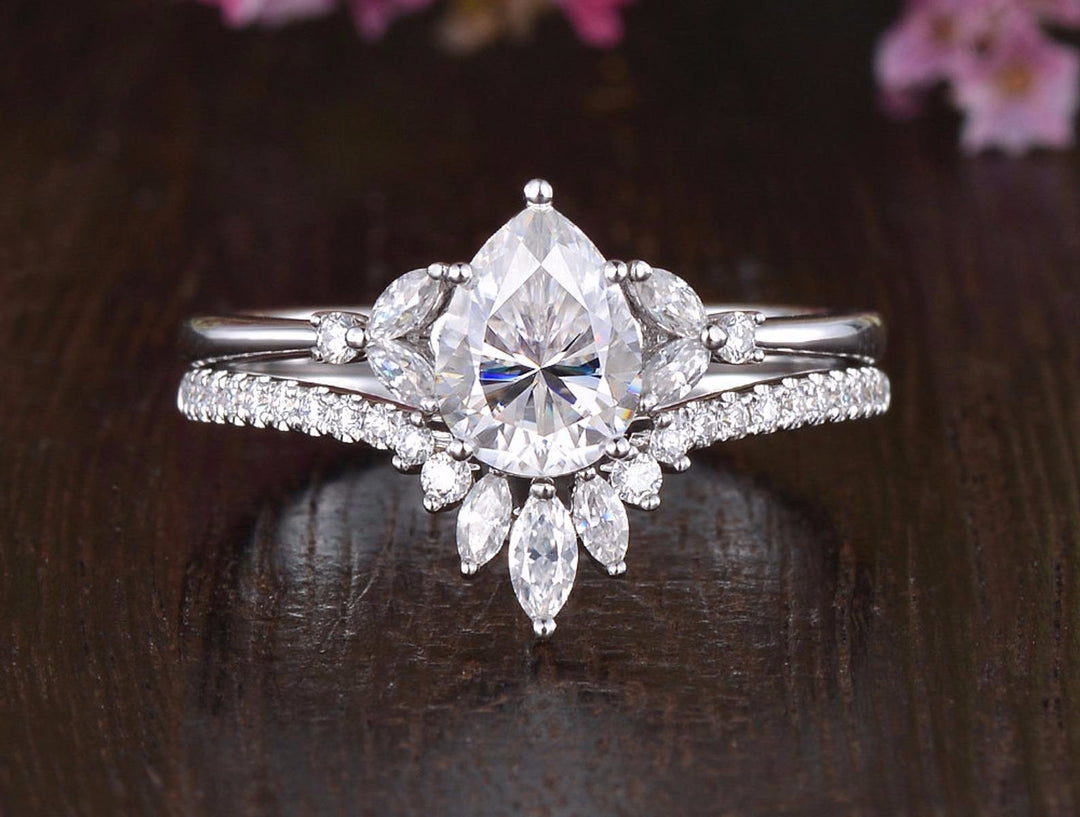 0.75 CT Pear Moissanite Cluster Engagement Ring